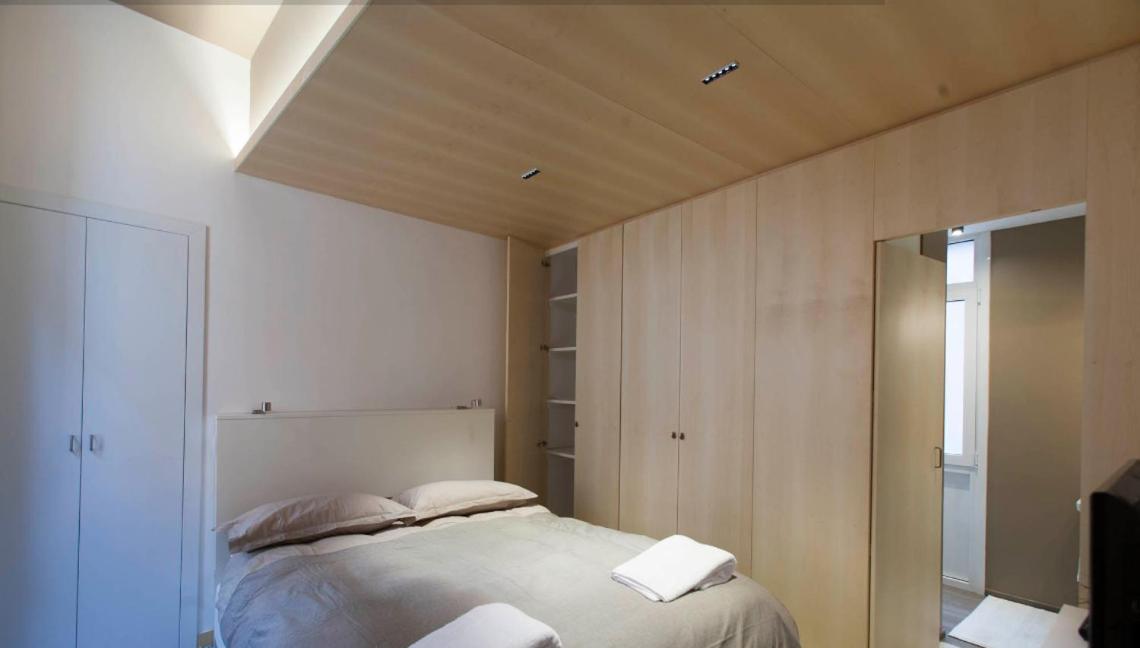 Casa Vacanze Al Corso Apartment โรม ภายนอก รูปภาพ